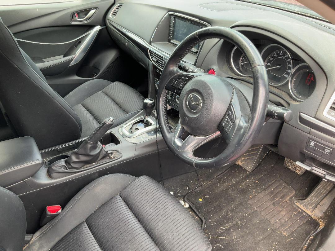 Photo '16' of Mazda Atenza