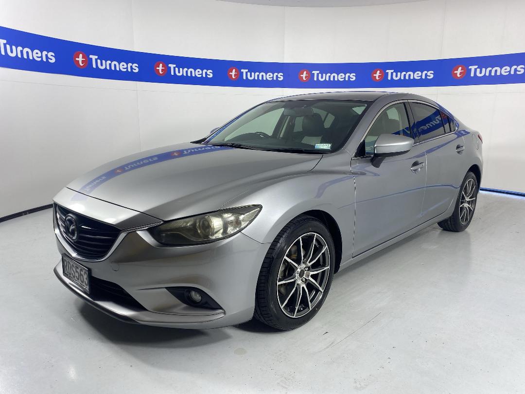 Photo '4' of Mazda Atenza