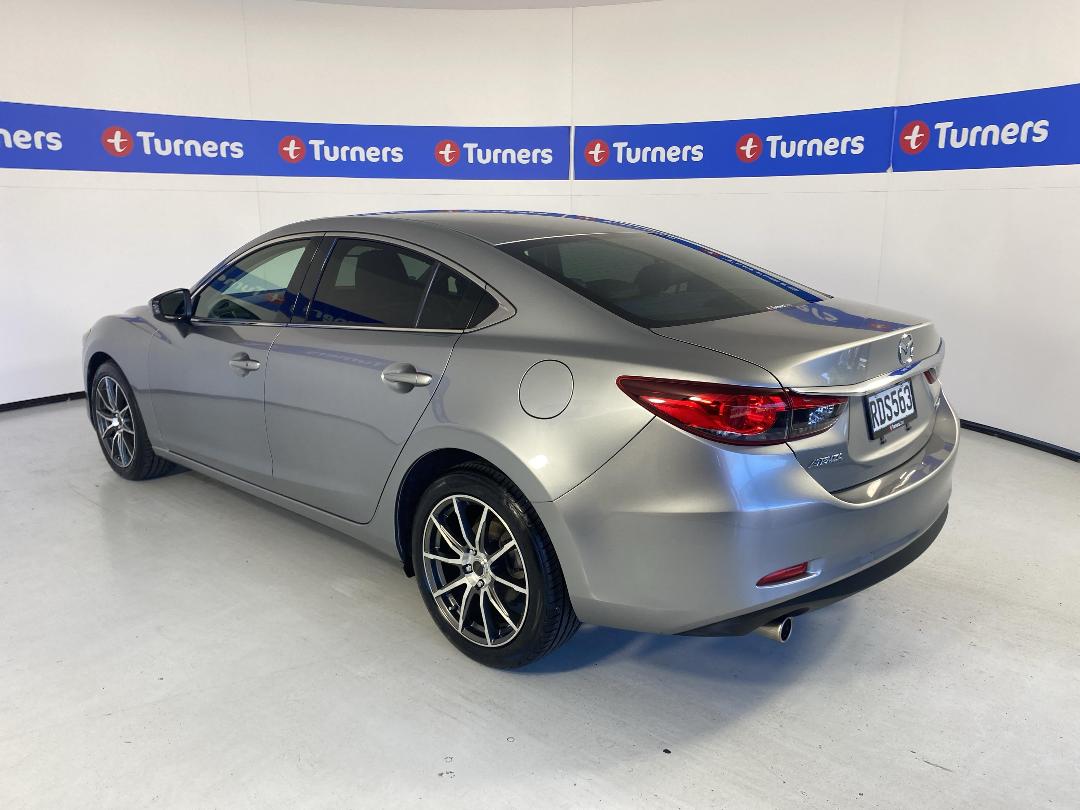 Photo '5' of Mazda Atenza