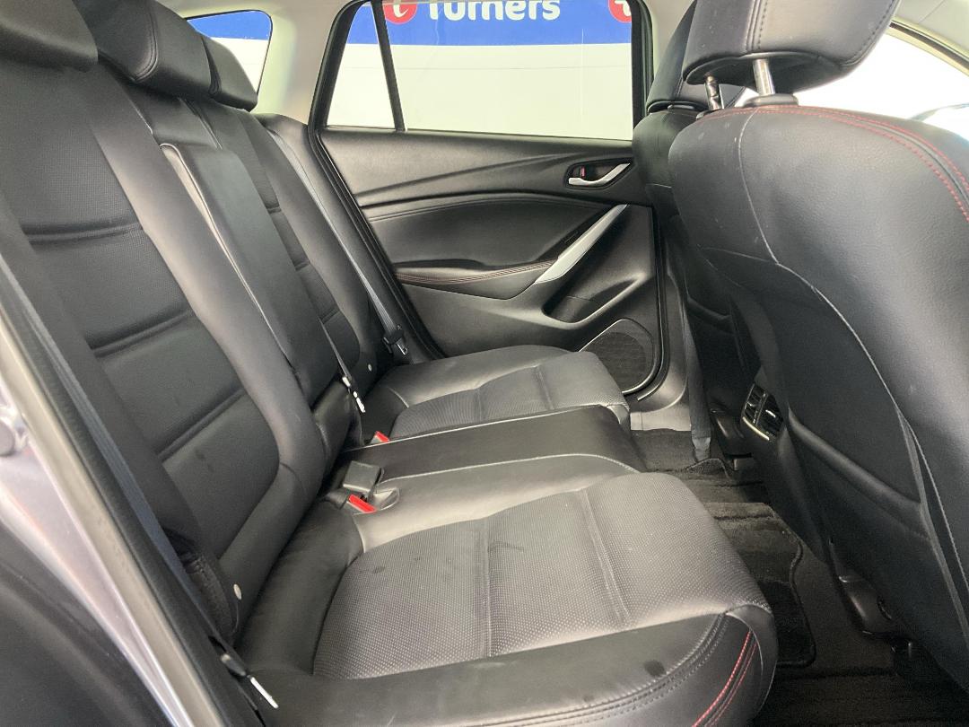 Photo '20' of Mazda Atenza