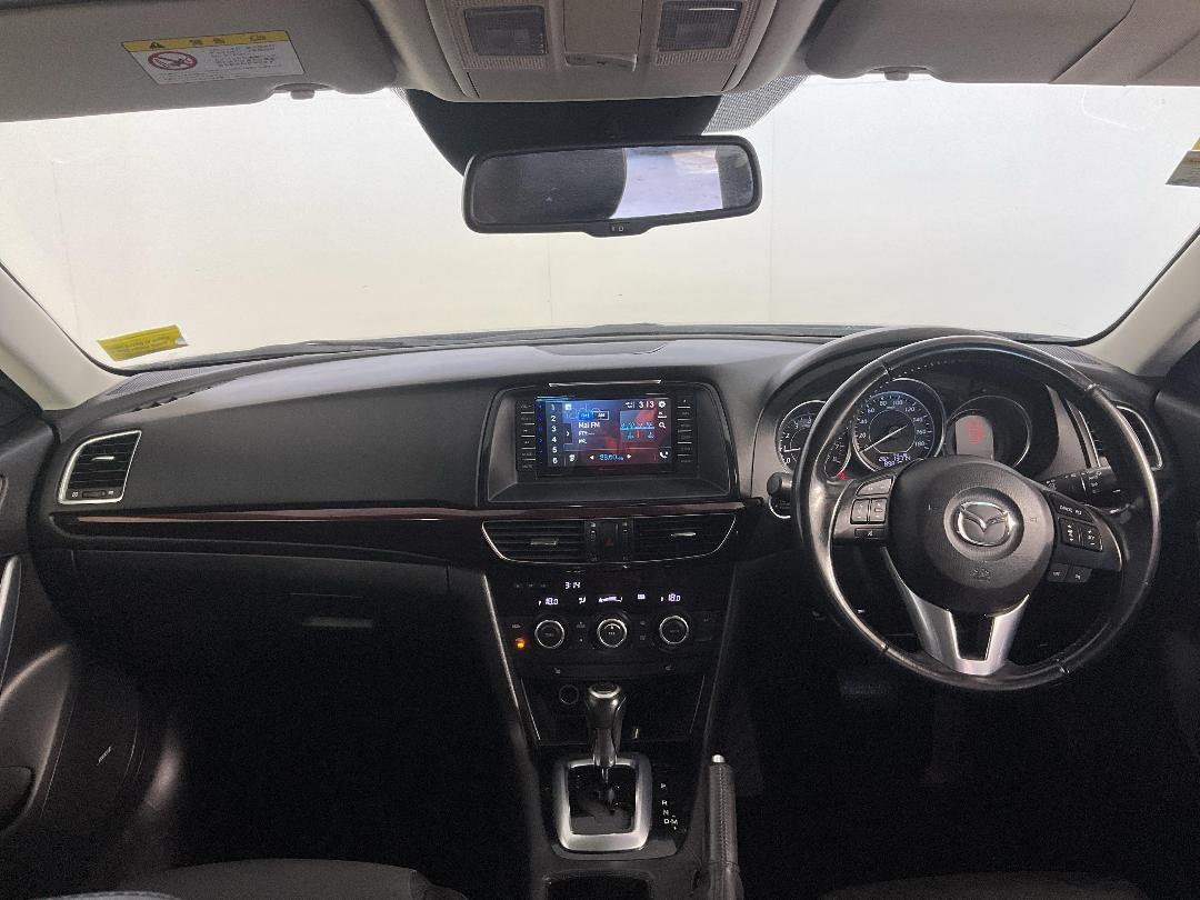 Photo '17' of Mazda Atenza