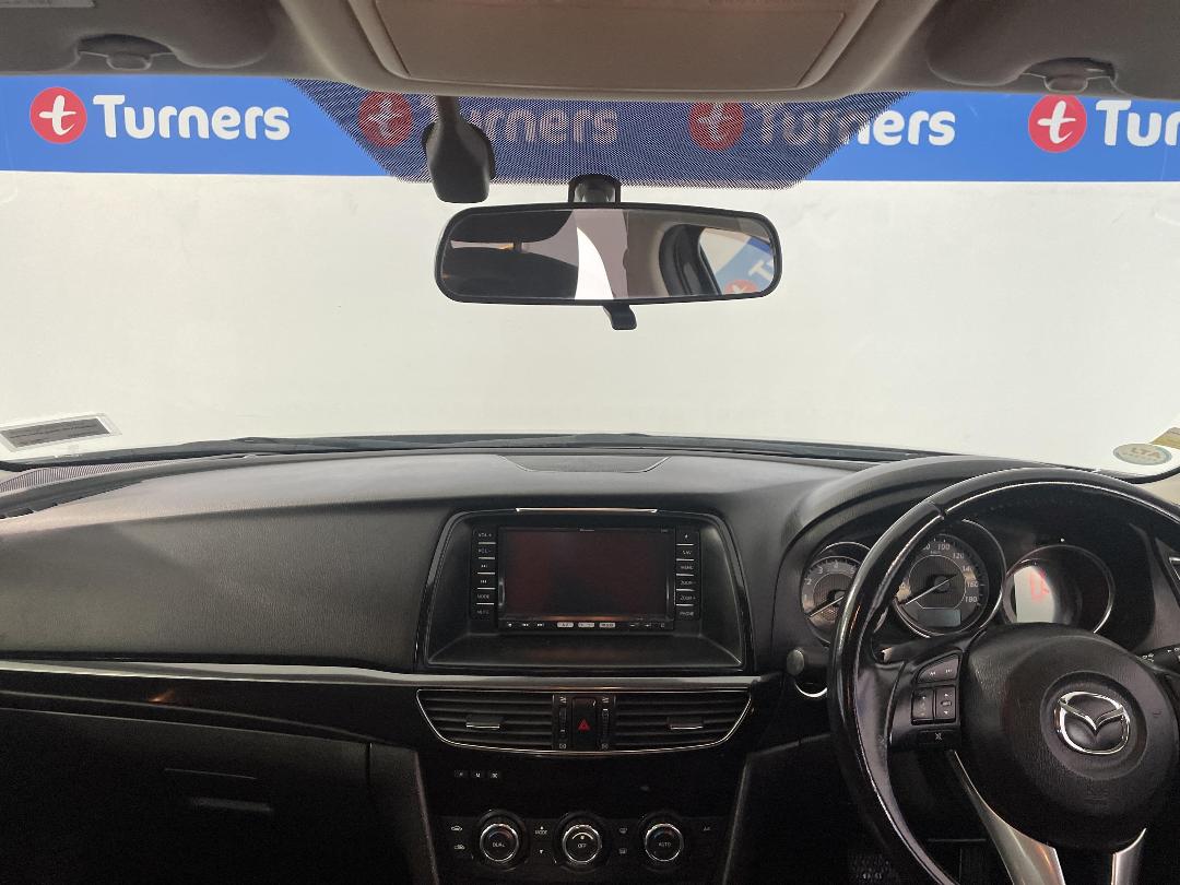 Photo '17' of Mazda Atenza