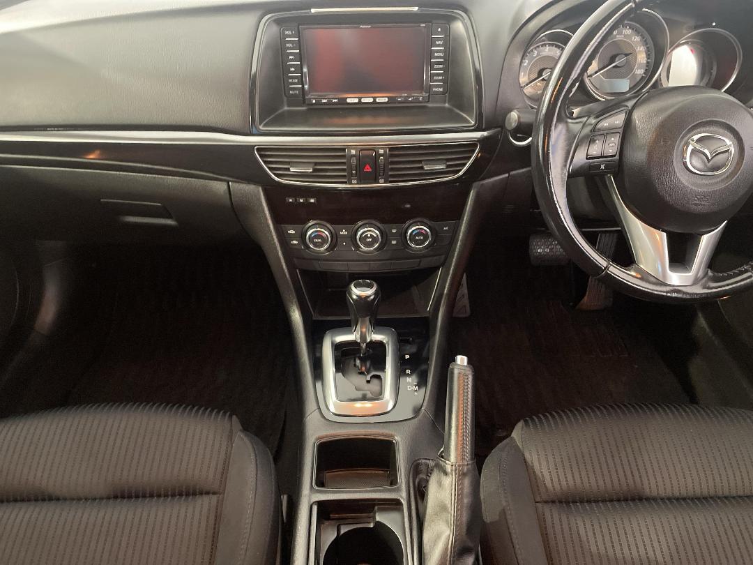 Photo '18' of Mazda Atenza