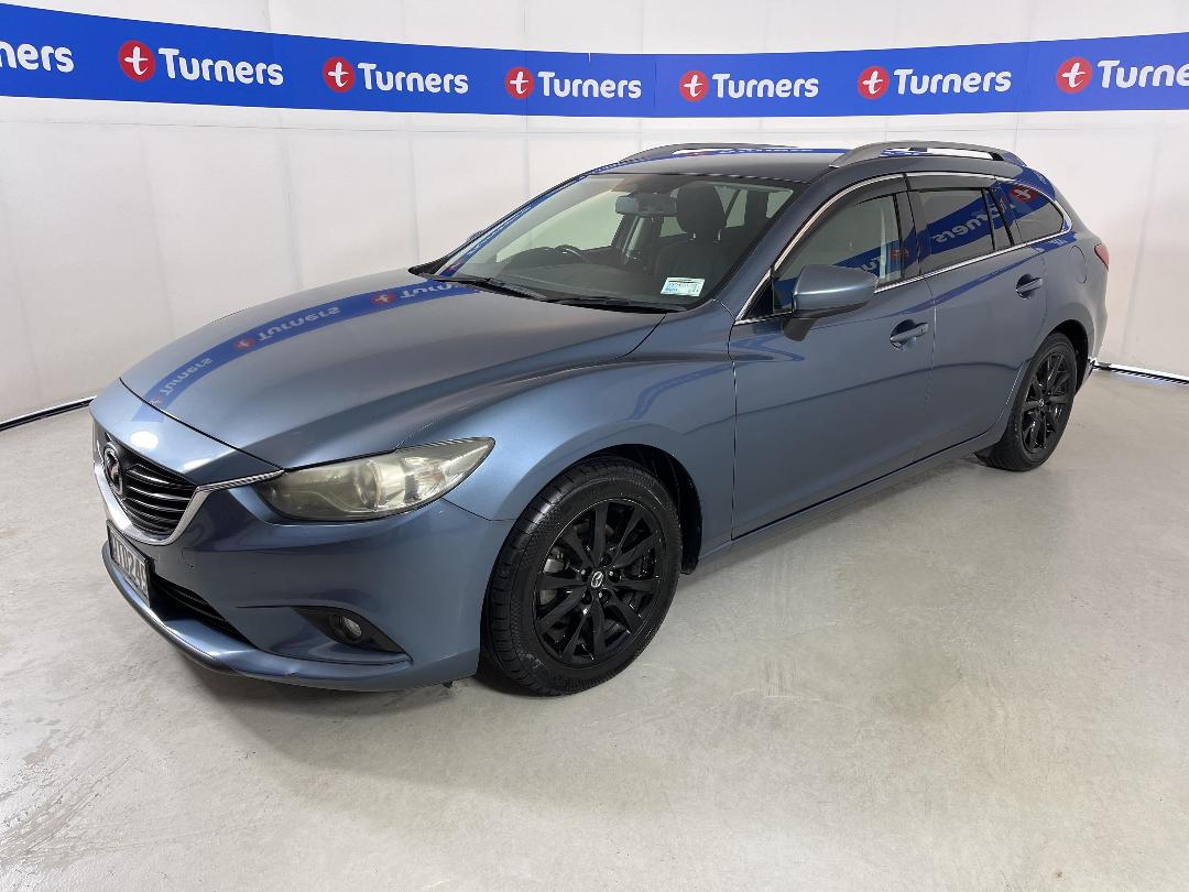 Photo '4' of Mazda Atenza