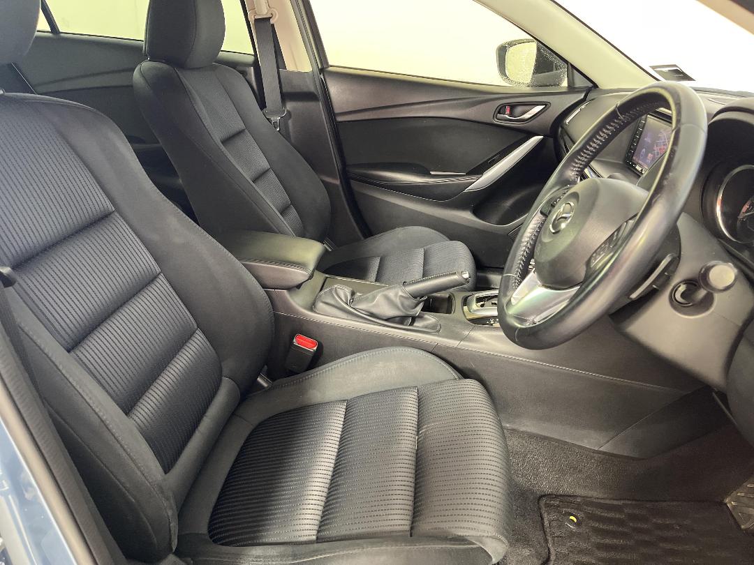 Photo '16' of Mazda Atenza Photo '16' of Mazda Atenza