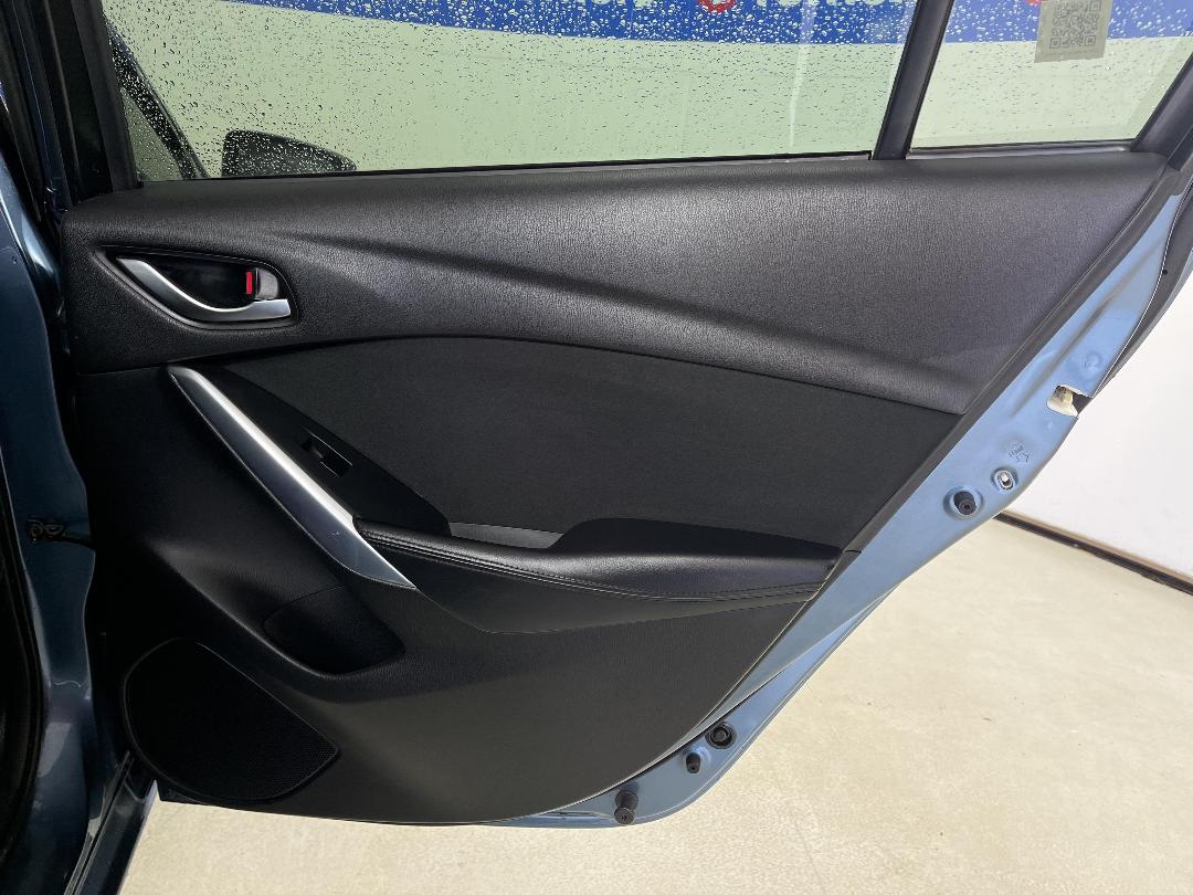 Photo '19' of Mazda Atenza Photo '19' of Mazda Atenza