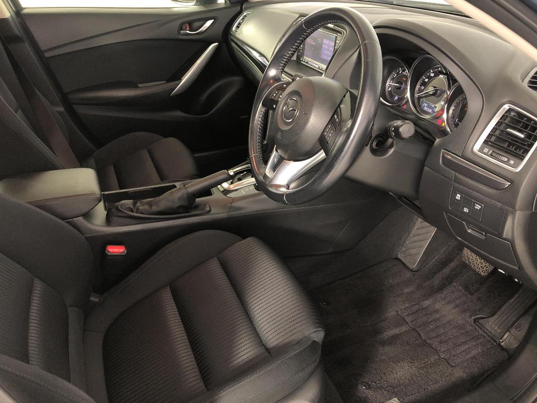 Photo '16' of Mazda Atenza Photo '16' of Mazda Atenza