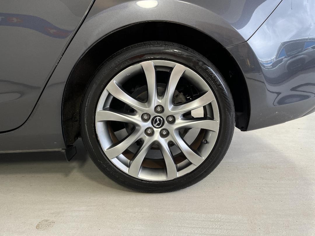 Photo '11' of Mazda Atenza Photo '11' of Mazda Atenza