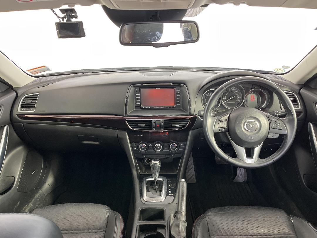 Photo '17' of Mazda Atenza Photo '17' of Mazda Atenza