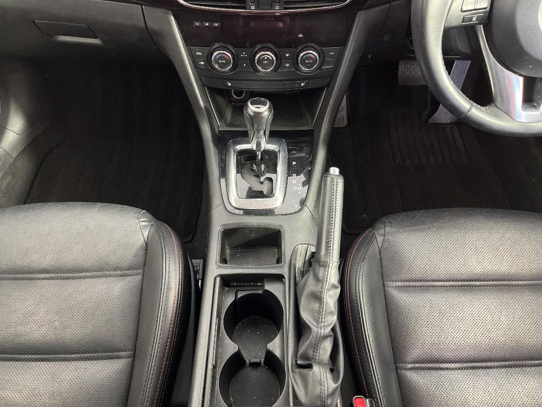 Photo '18' of Mazda Atenza Photo '18' of Mazda Atenza