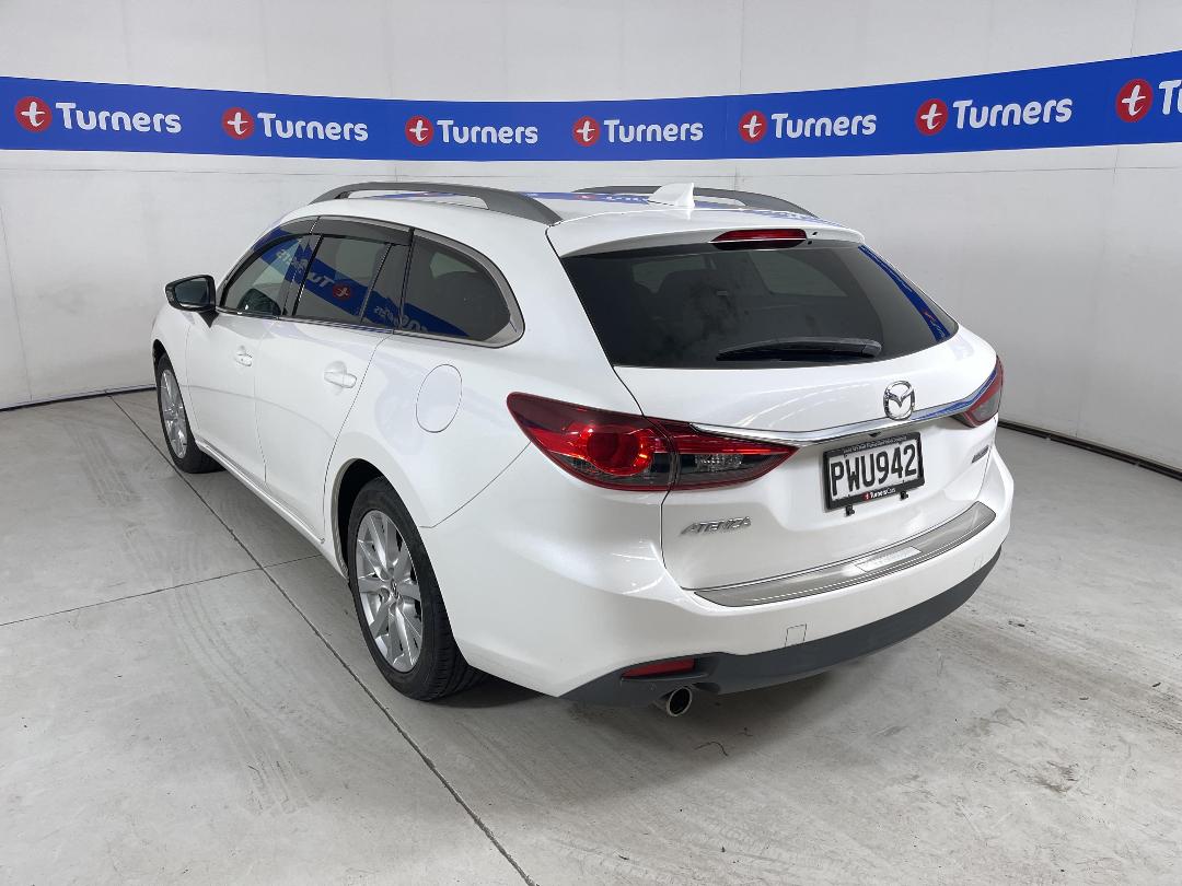 Photo '5' of Mazda Atenza