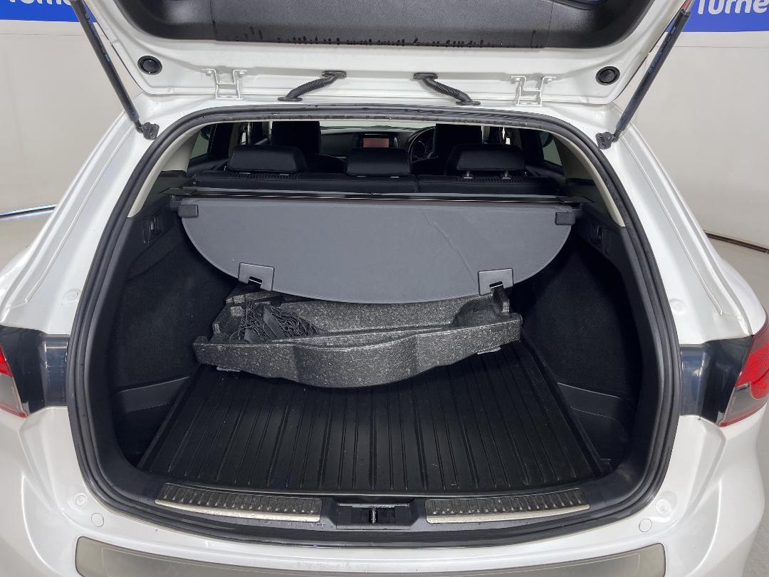 Photo '14' of Mazda Atenza