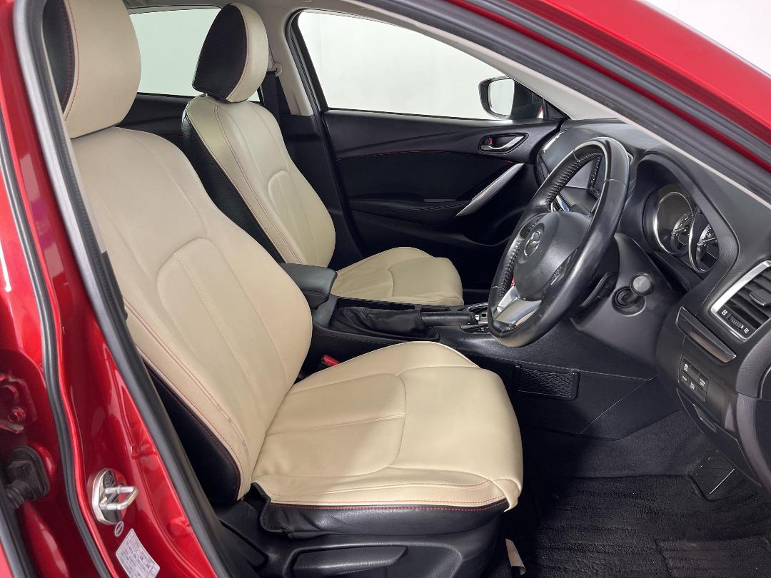 Photo '16' of Mazda Atenza Photo '16' of Mazda Atenza