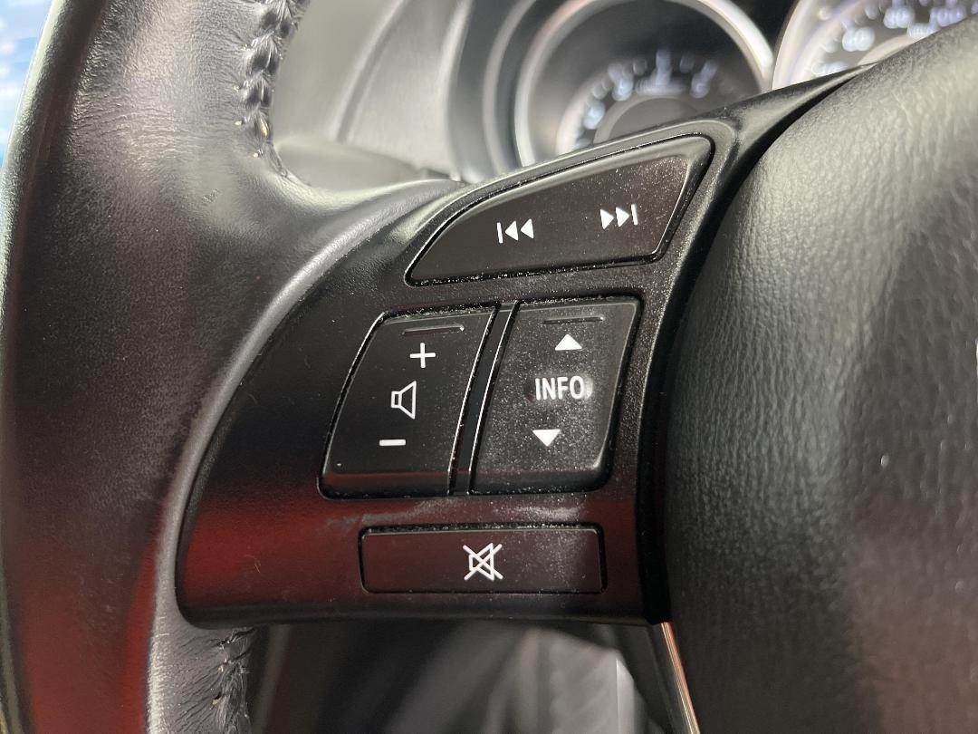 Photo '24' of Mazda Atenza Photo '24' of Mazda Atenza