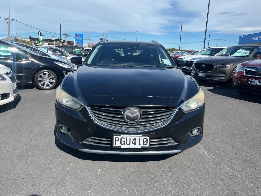 Photo '3' of Mazda Atenza