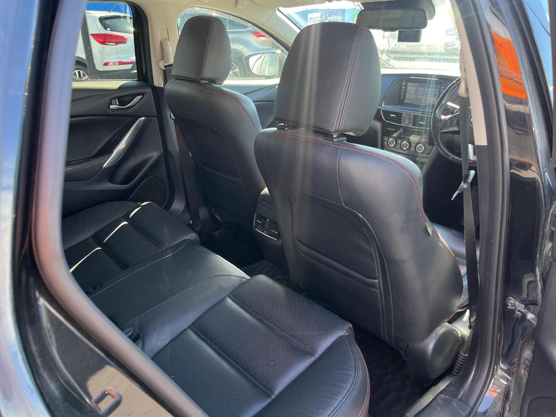 Photo '16' of Mazda Atenza