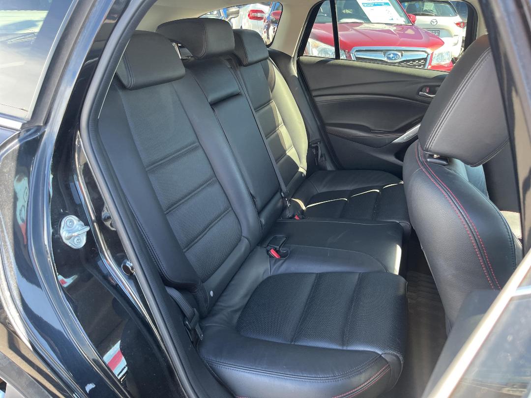 Photo '17' of Mazda Atenza