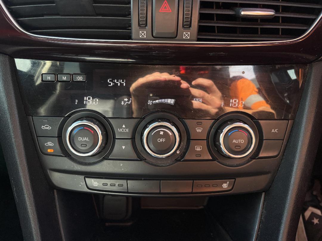 Photo '21' of Mazda Atenza