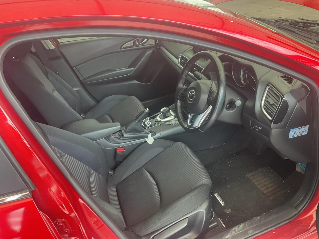 Photo '18' of Mazda Axela Photo '18' of Mazda Axela