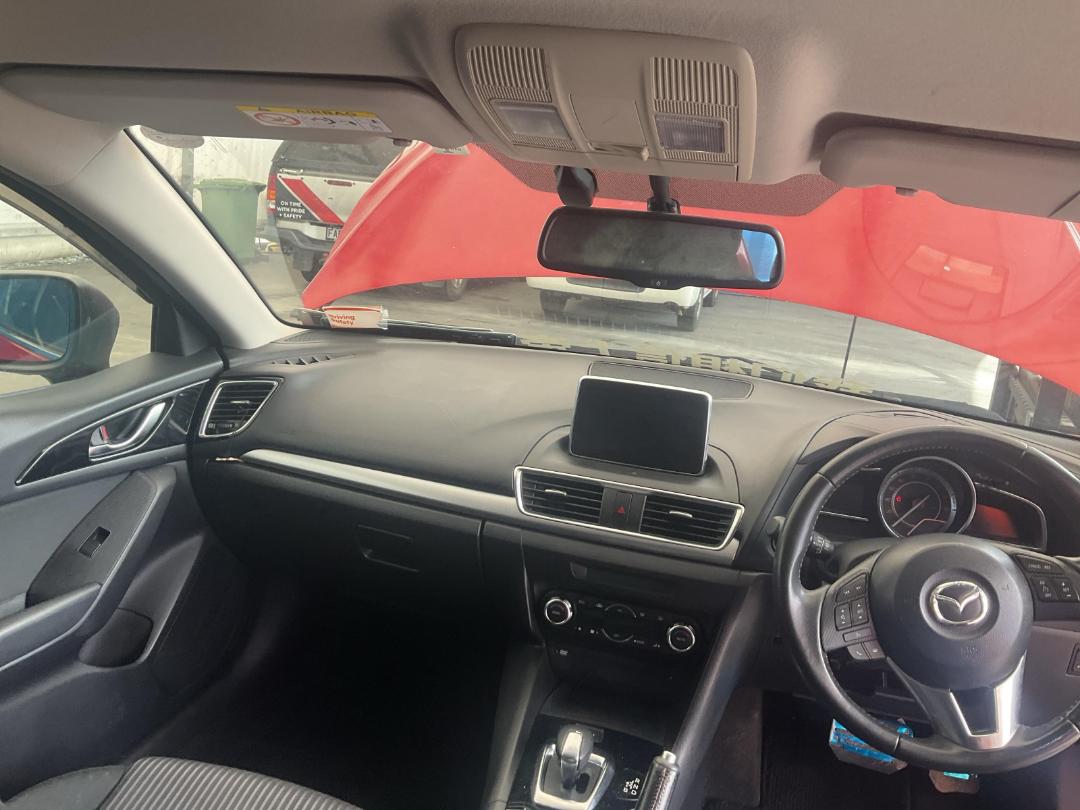 Photo '19' of Mazda Axela Photo '19' of Mazda Axela