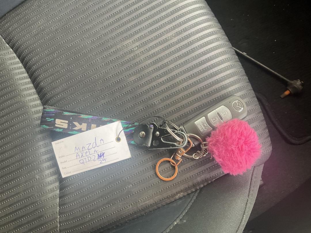 Photo '26' of Mazda Axela Photo '26' of Mazda Axela