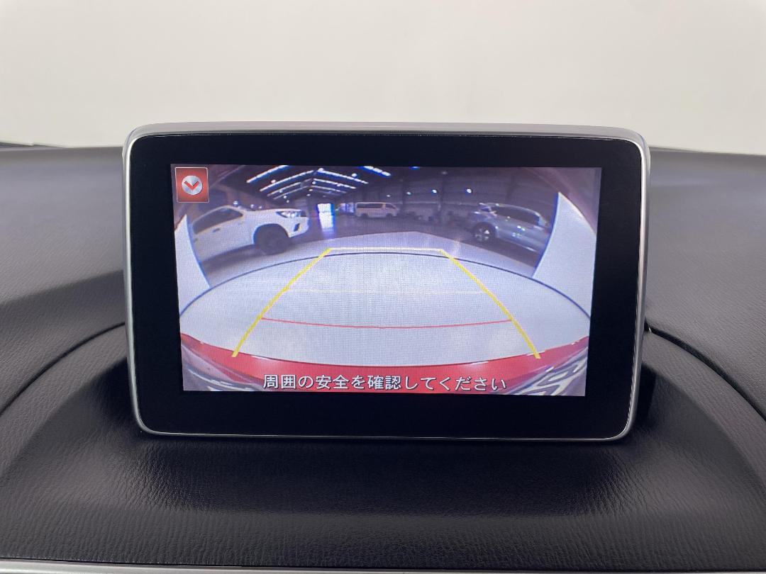 Photo '28' of Mazda Axela