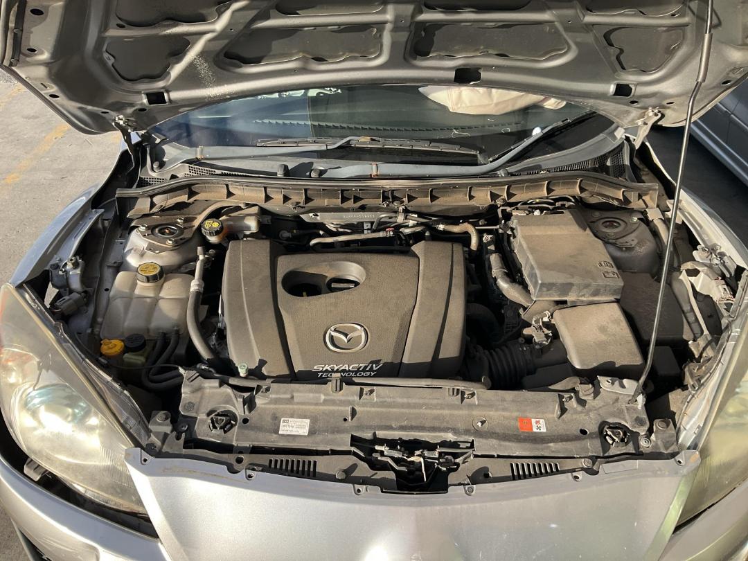 Photo '14' of Mazda Axela Photo '14' of Mazda Axela