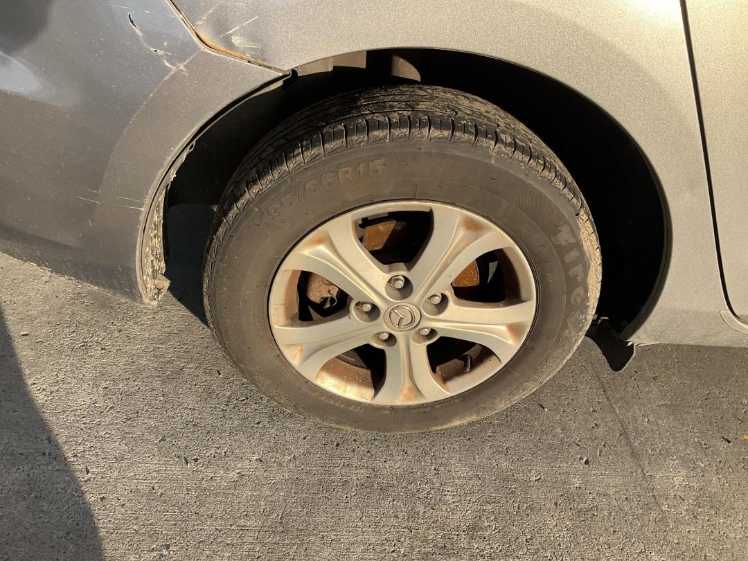 Photo '33' of Mazda Axela Photo '33' of Mazda Axela