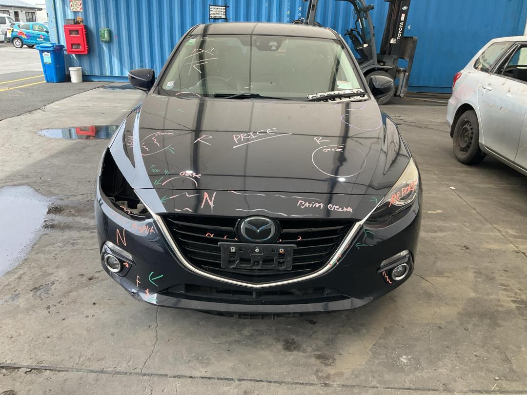 Photo '7' of Mazda Axela Photo '7' of Mazda Axela