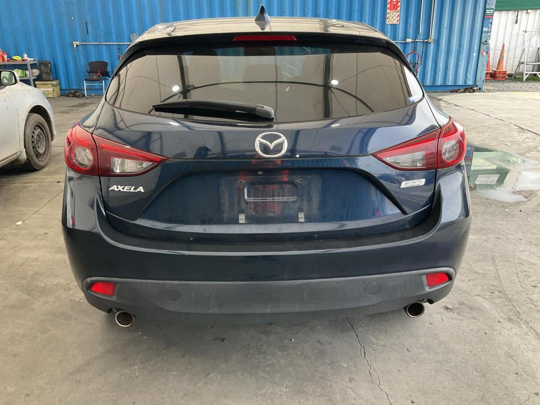 Photo '17' of Mazda Axela Photo '17' of Mazda Axela