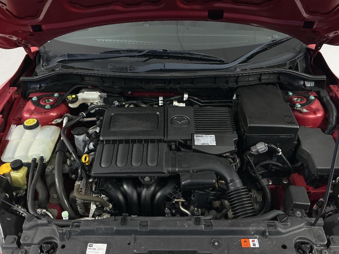 Photo '13' of Mazda Axela