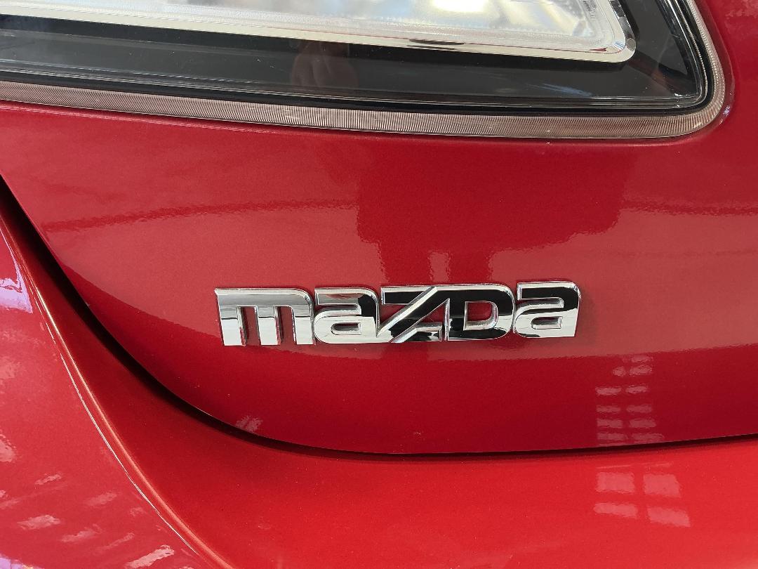 Photo '28' of Mazda Axela