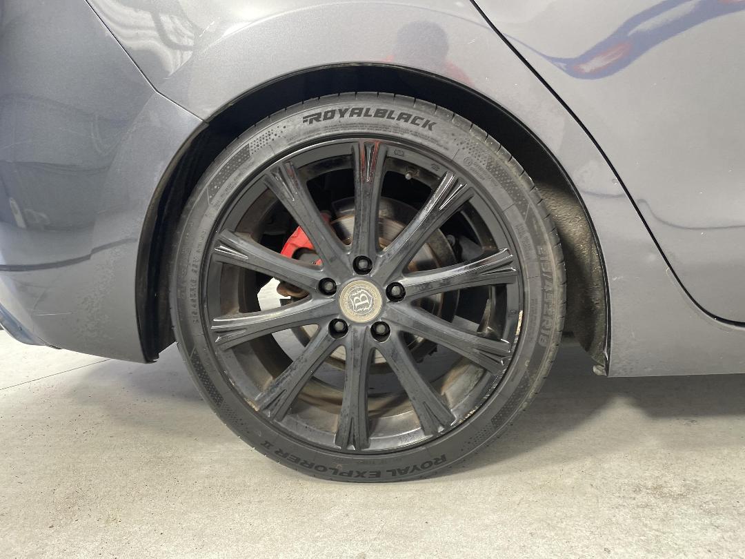 Photo '12' of Mazda Axela