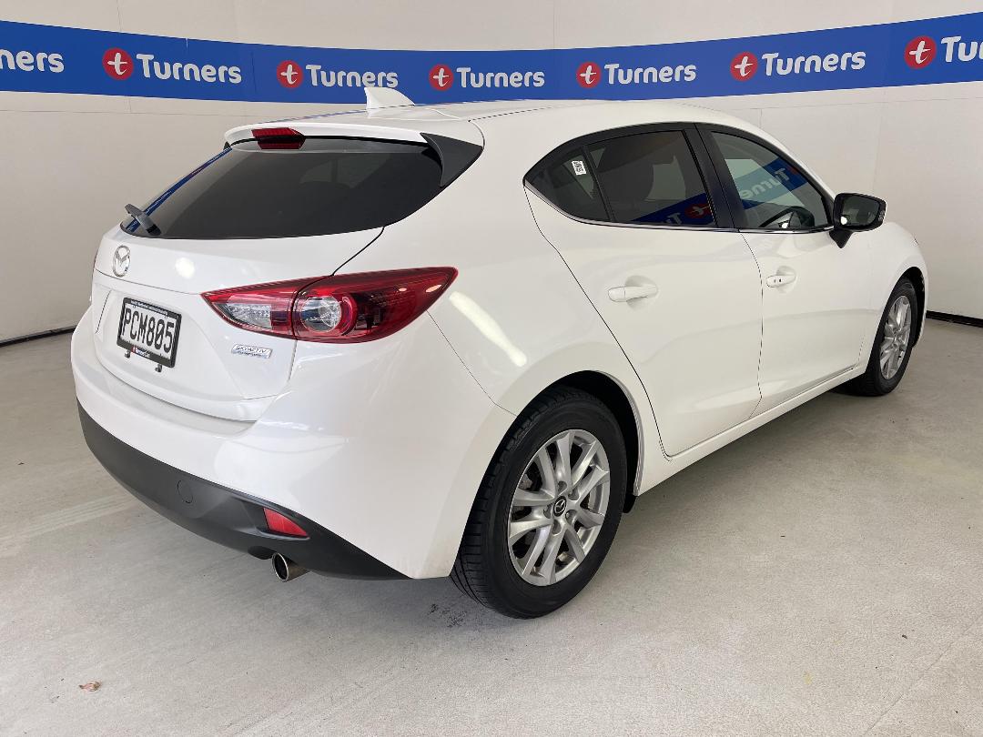 Photo '7' of Mazda Axela Photo '7' of Mazda Axela