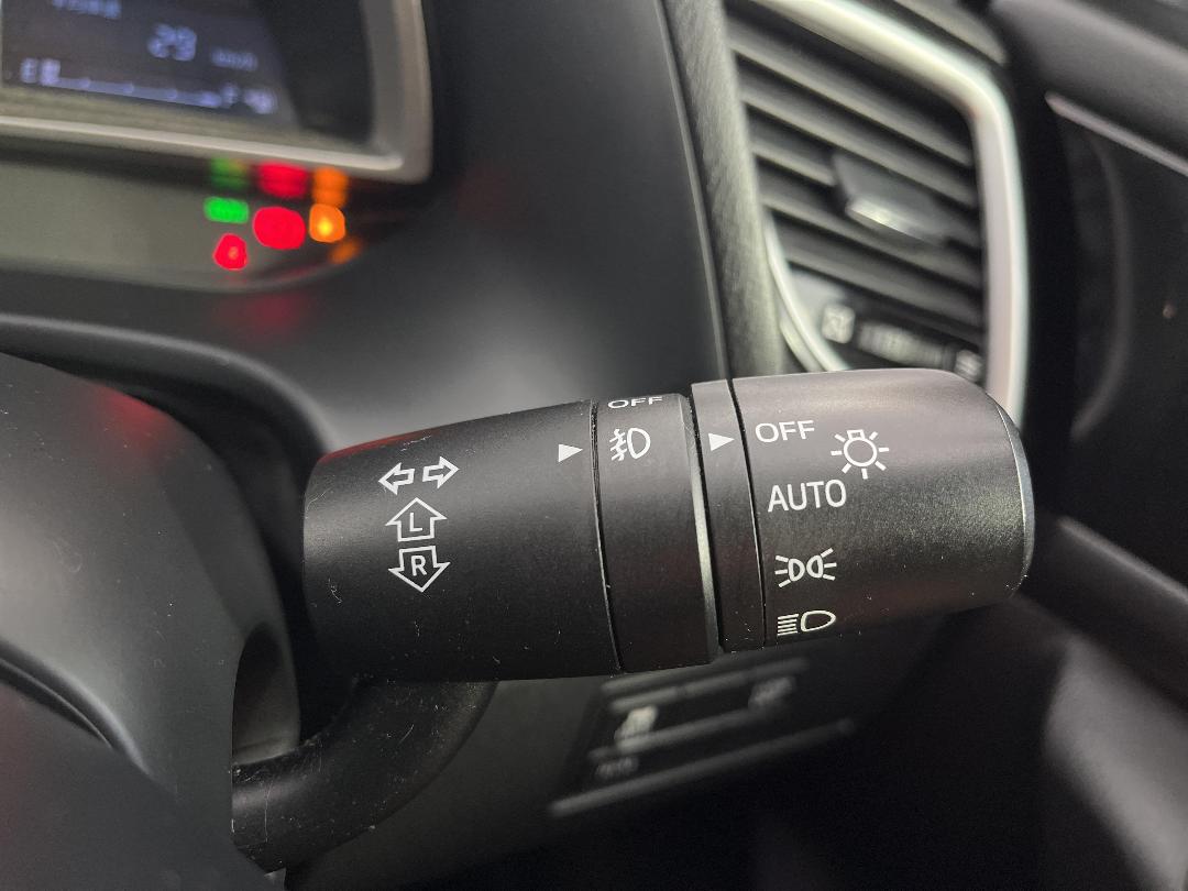 Photo '25' of Mazda Axela Photo '25' of Mazda Axela