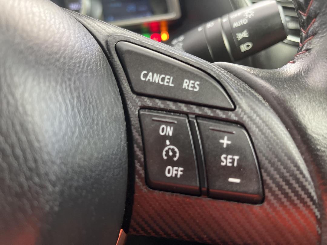 Photo '27' of Mazda Axela Photo '27' of Mazda Axela