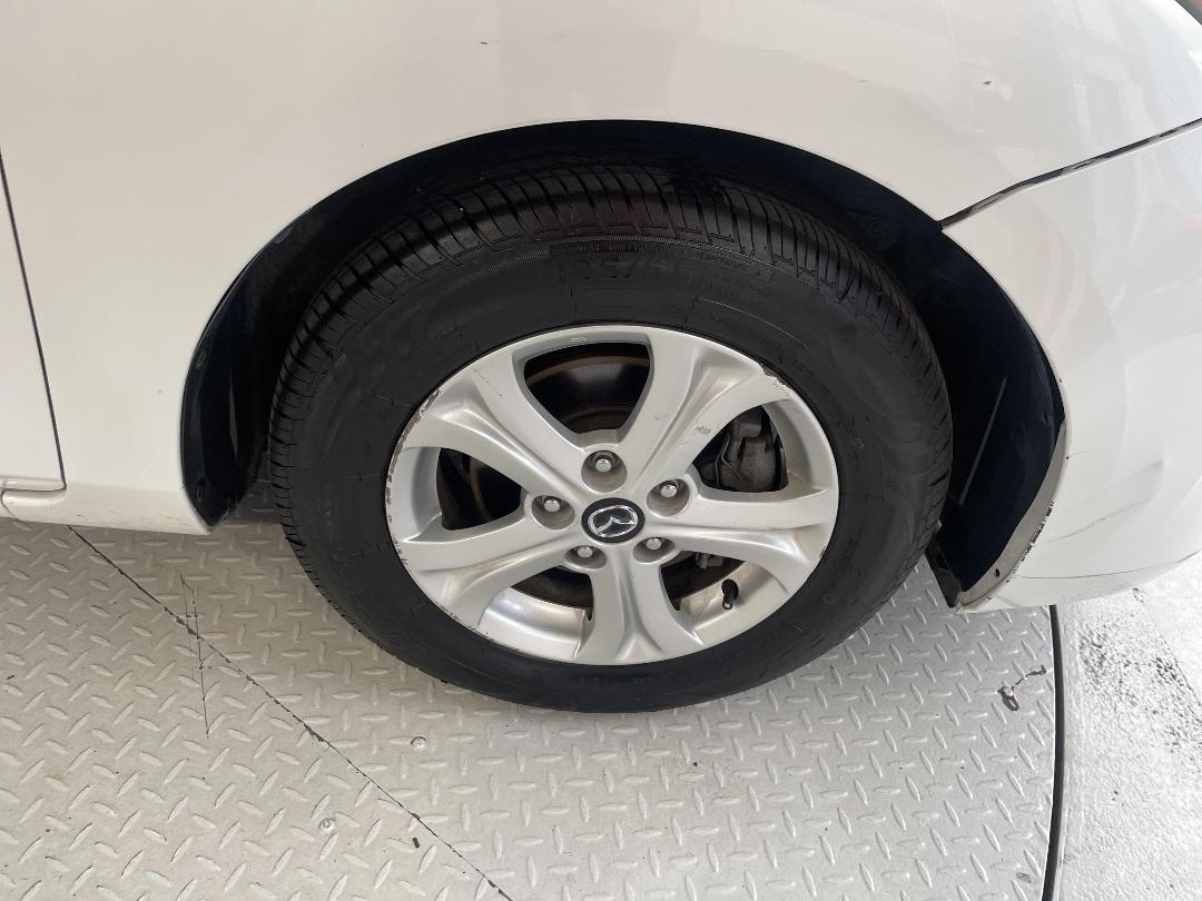 Photo '9' of Mazda Axela