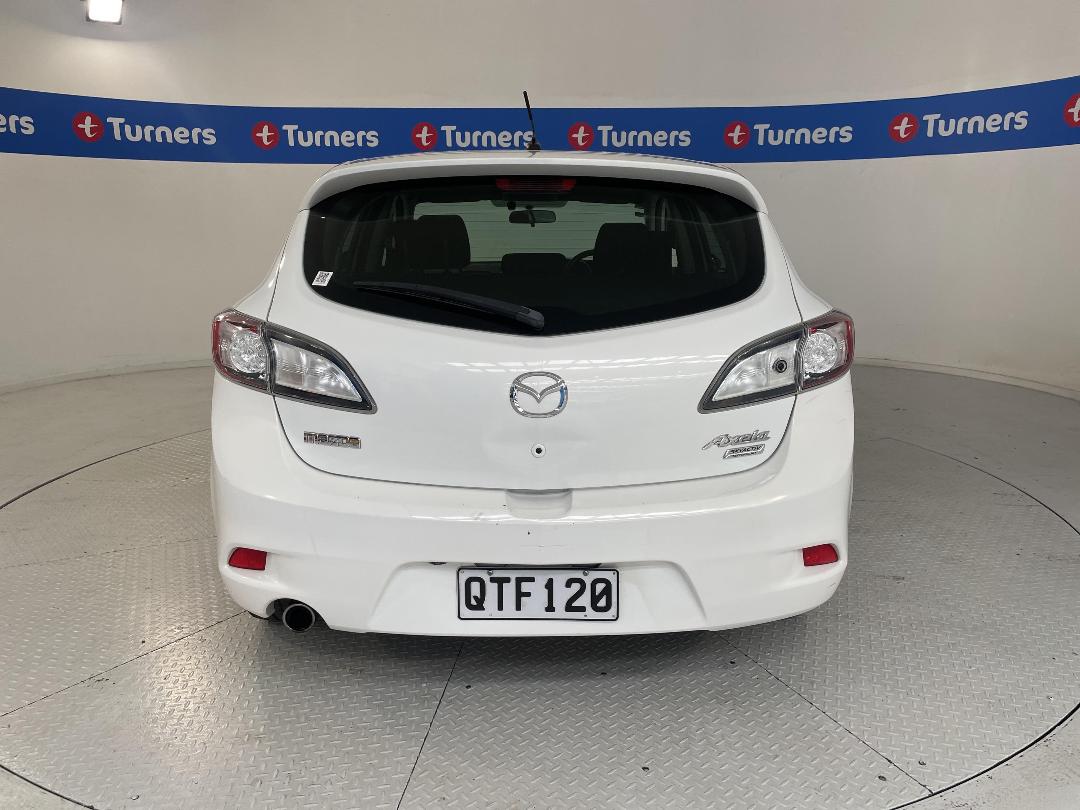 Photo '6' of Mazda Axela