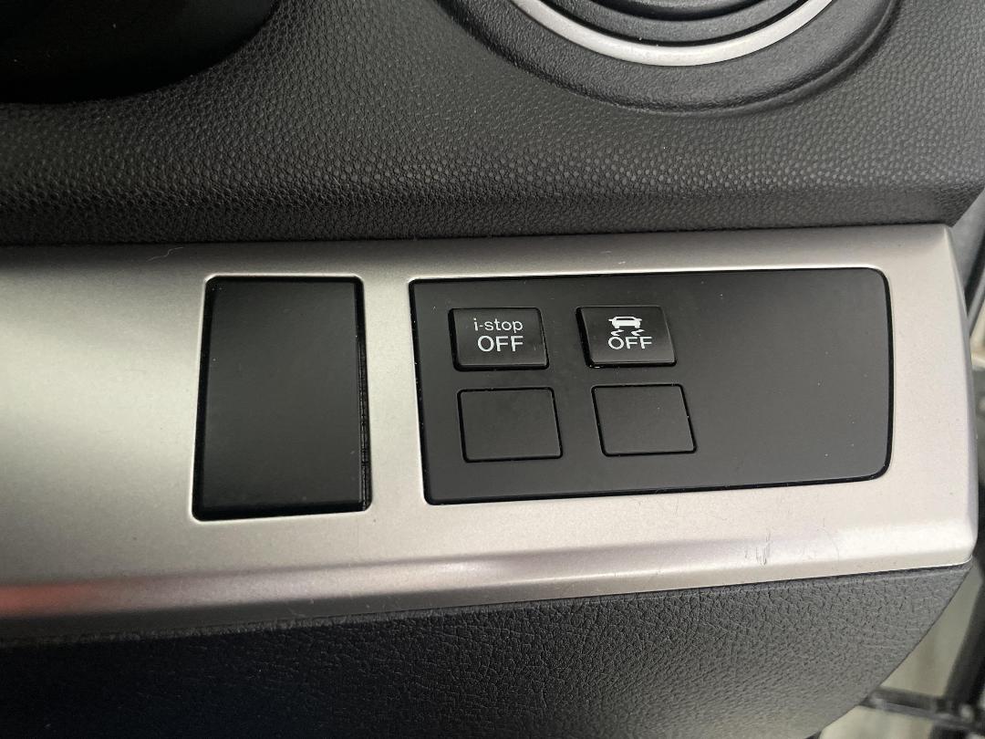 Photo '25' of Mazda Axela