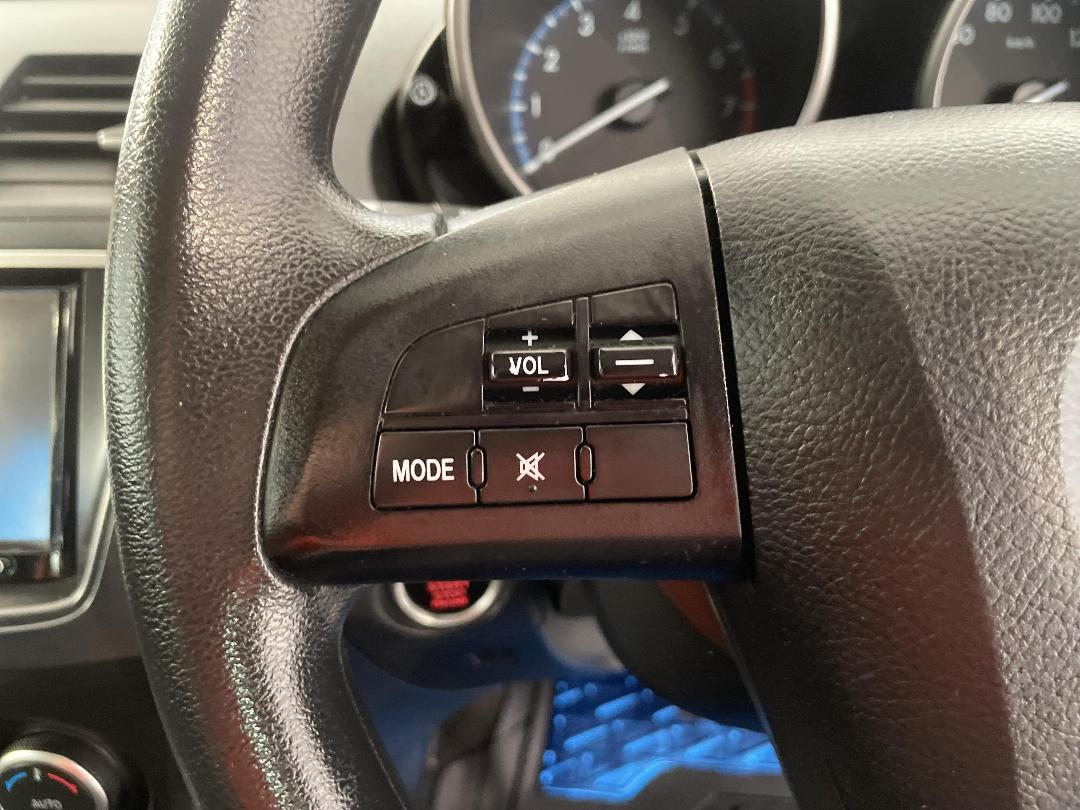 Photo '27' of Mazda Axela