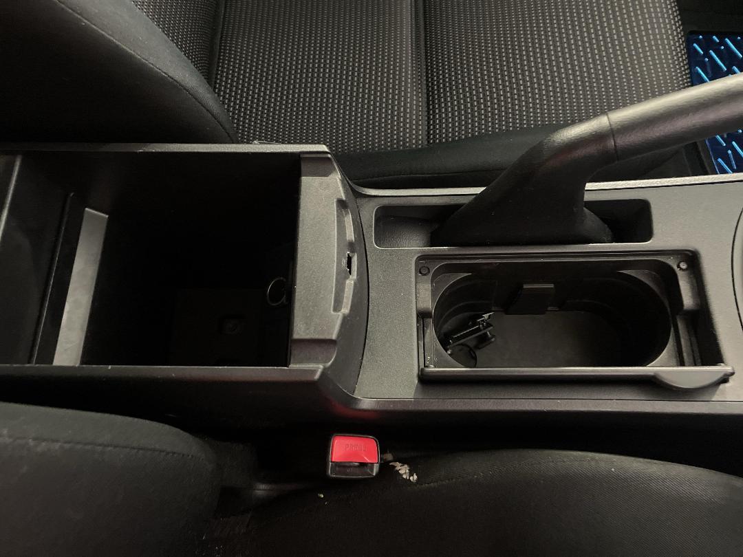 Photo '34' of Mazda Axela