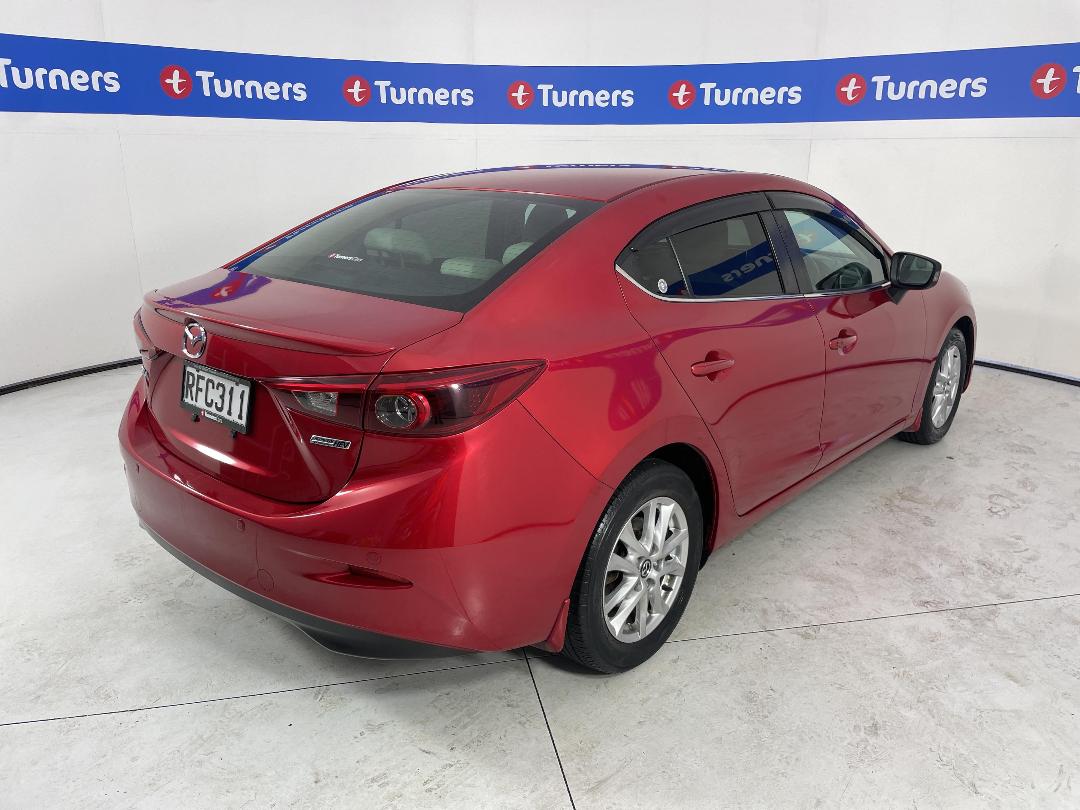 Photo '7' of Mazda Axela