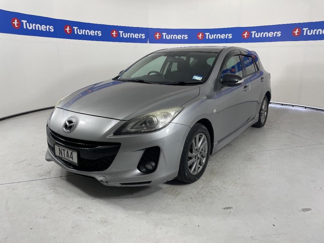 Photo '4' of Mazda Axela