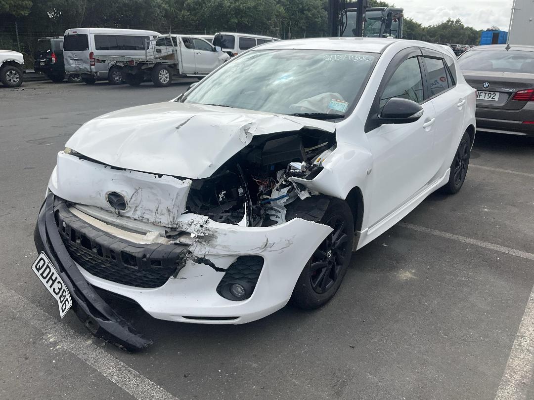 Photo '2' of Mazda Axela