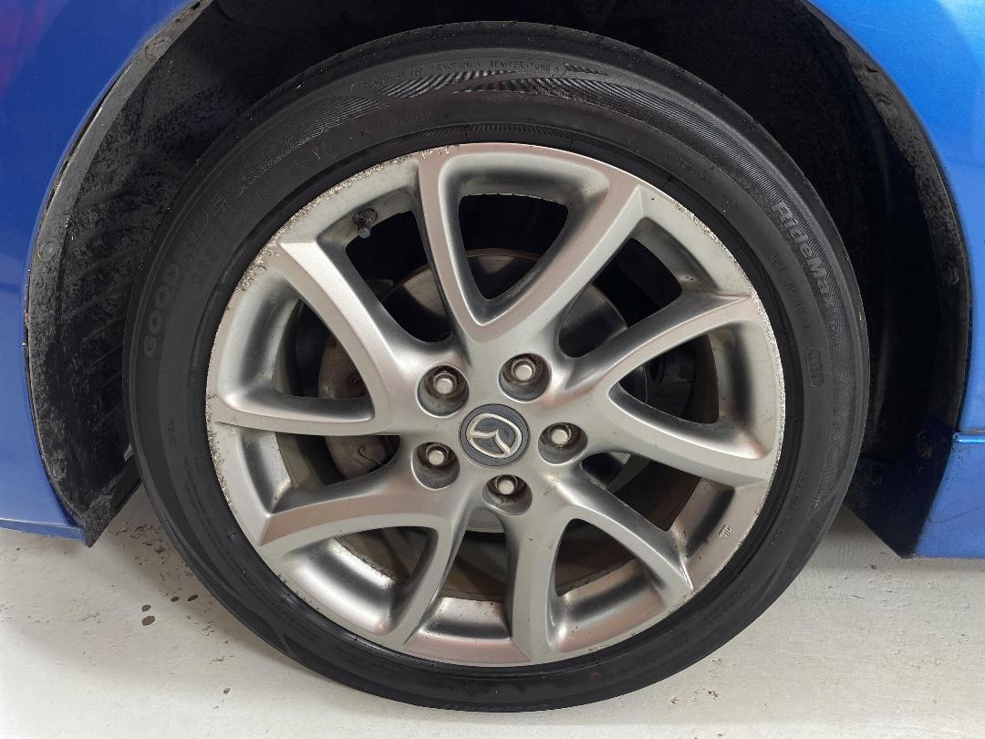 Photo '10' of Mazda Axela Photo '10' of Mazda Axela