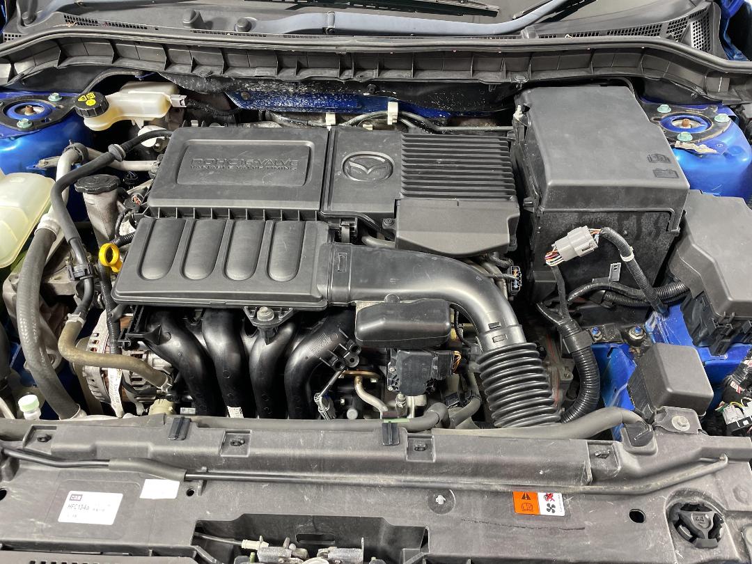 Photo '13' of Mazda Axela