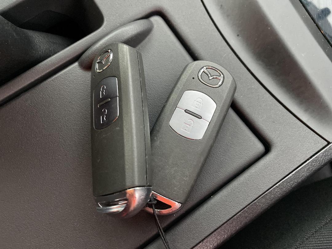 Photo '22' of Mazda Axela