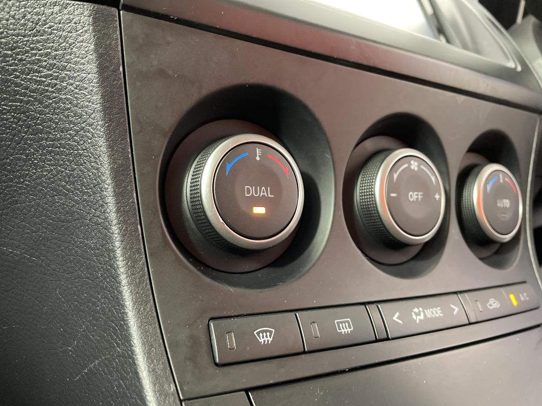 Photo '26' of Mazda Axela