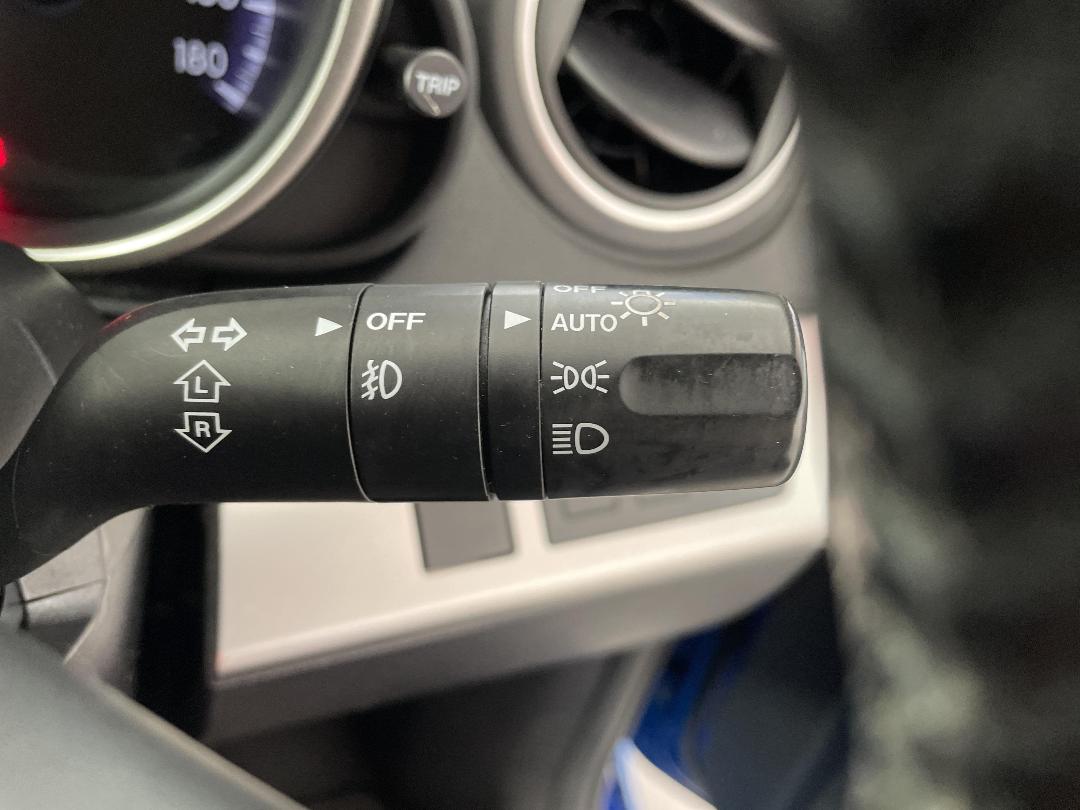 Photo '31' of Mazda Axela