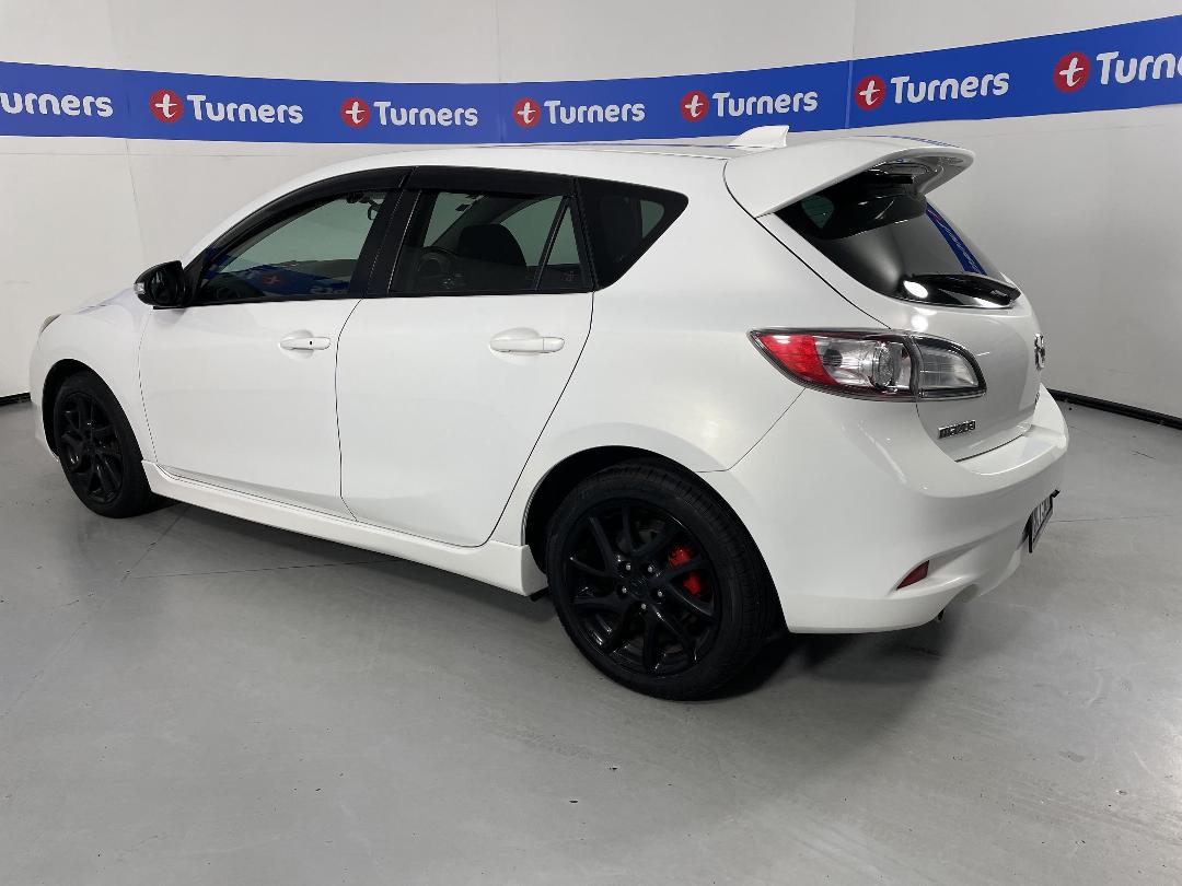 Photo '5' of Mazda Axela